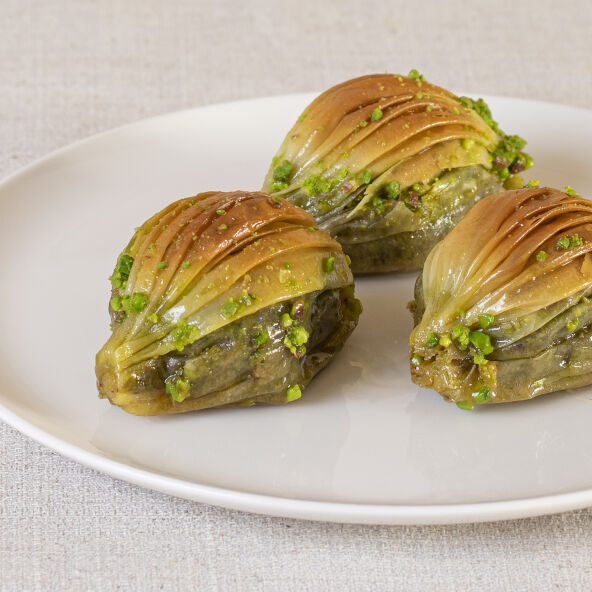 Fıstıklı Midye Baklava